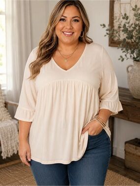 NWT BloomChic Cream V-Neck Babydoll Top Ruffle Sleeve Plus Size 30 A15